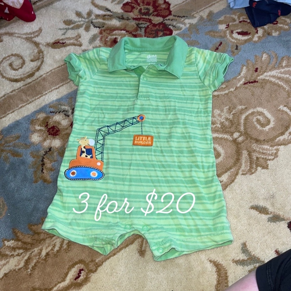 Carters Child of Mine giraffe green shortie onesie JohnJohn 12M 3itemsfor$20